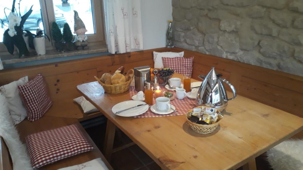 Gaestehaus Walpurga Russbach am Pass Gschütt Buitenkant foto