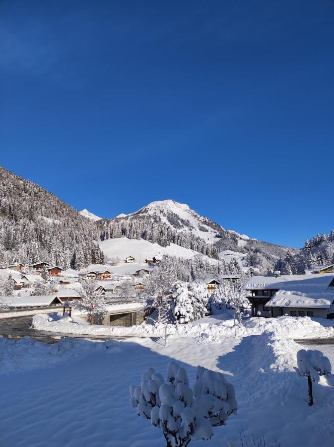 Gaestehaus Walpurga Russbach am Pass Gschütt Buitenkant foto
