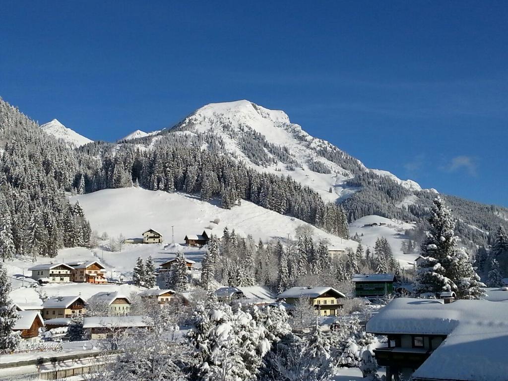 Gaestehaus Walpurga Russbach am Pass Gschütt Buitenkant foto