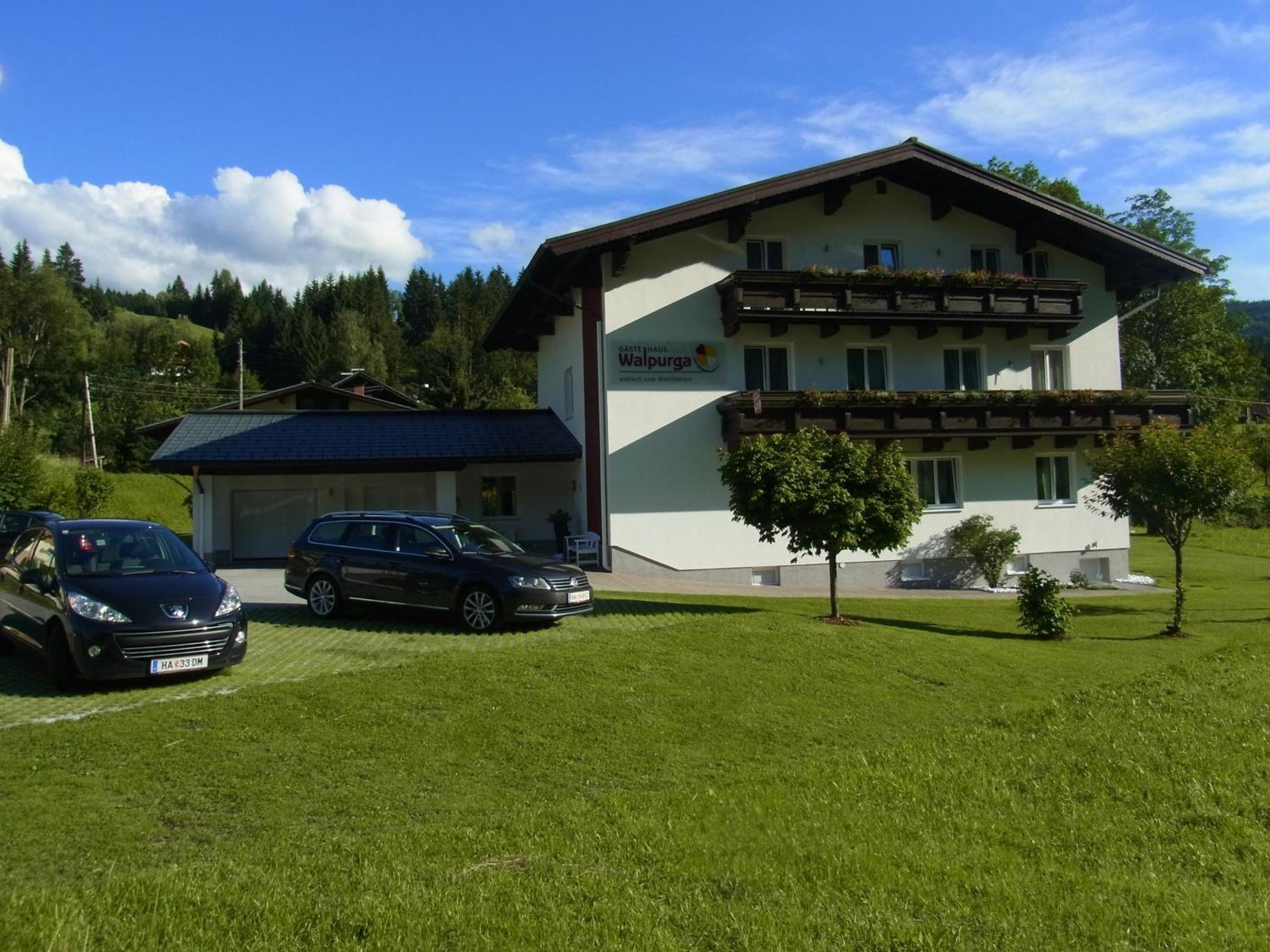 Gaestehaus Walpurga Russbach am Pass Gschütt Buitenkant foto