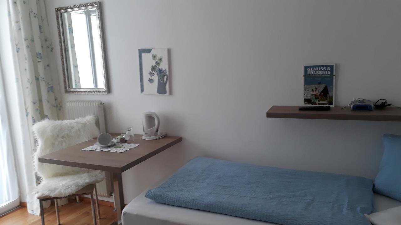 Gaestehaus Walpurga Russbach am Pass Gschütt Buitenkant foto