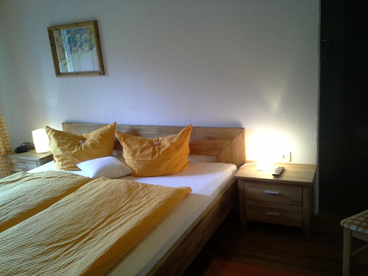Gaestehaus Walpurga Russbach am Pass Gschütt Buitenkant foto